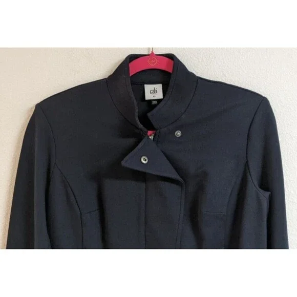 NEW~Women's Cabi # 6259 ADMIRAL JACKET Navy Blue Ponte Knit Cropped Zip Front XS - Picture 6 of 9